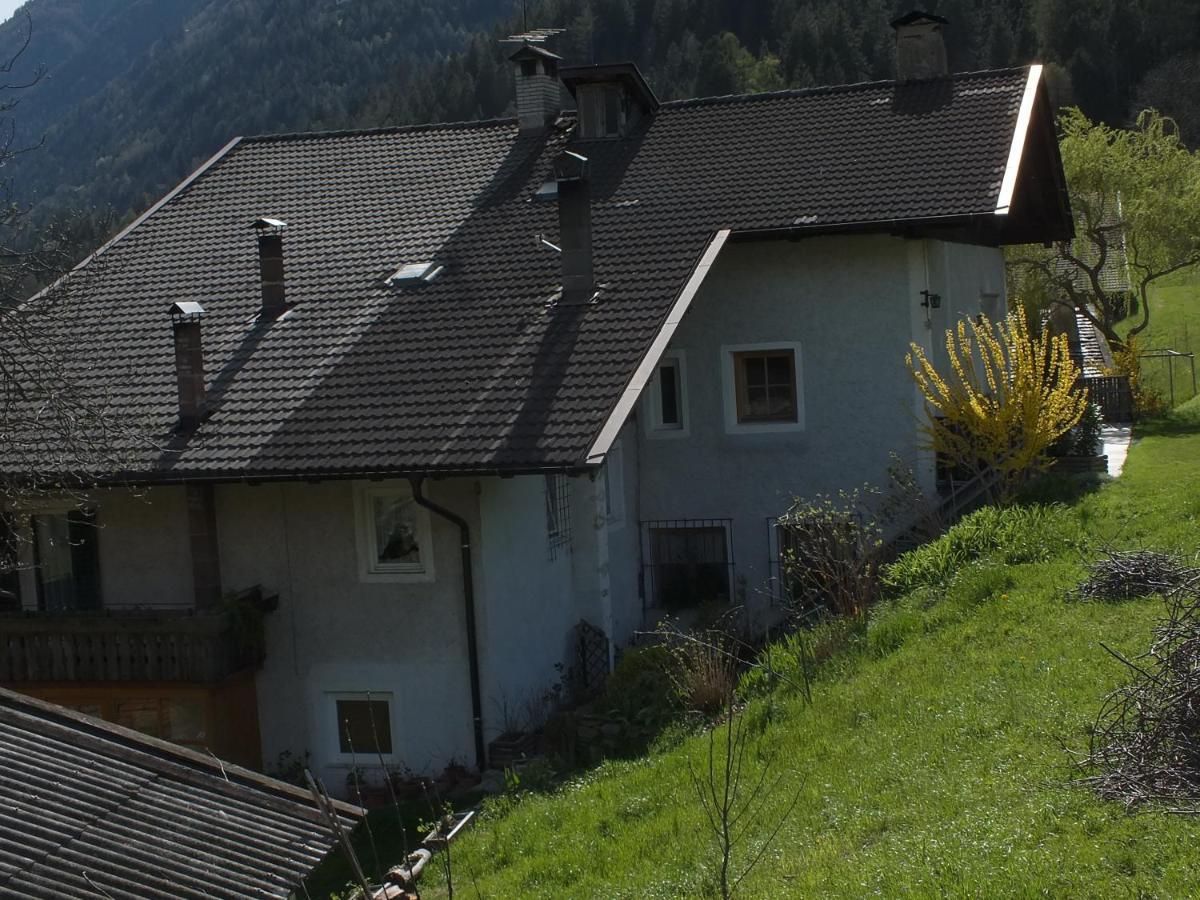 サン・マルティーノObergereuth Hof 2021アパートメント エクステリア 写真